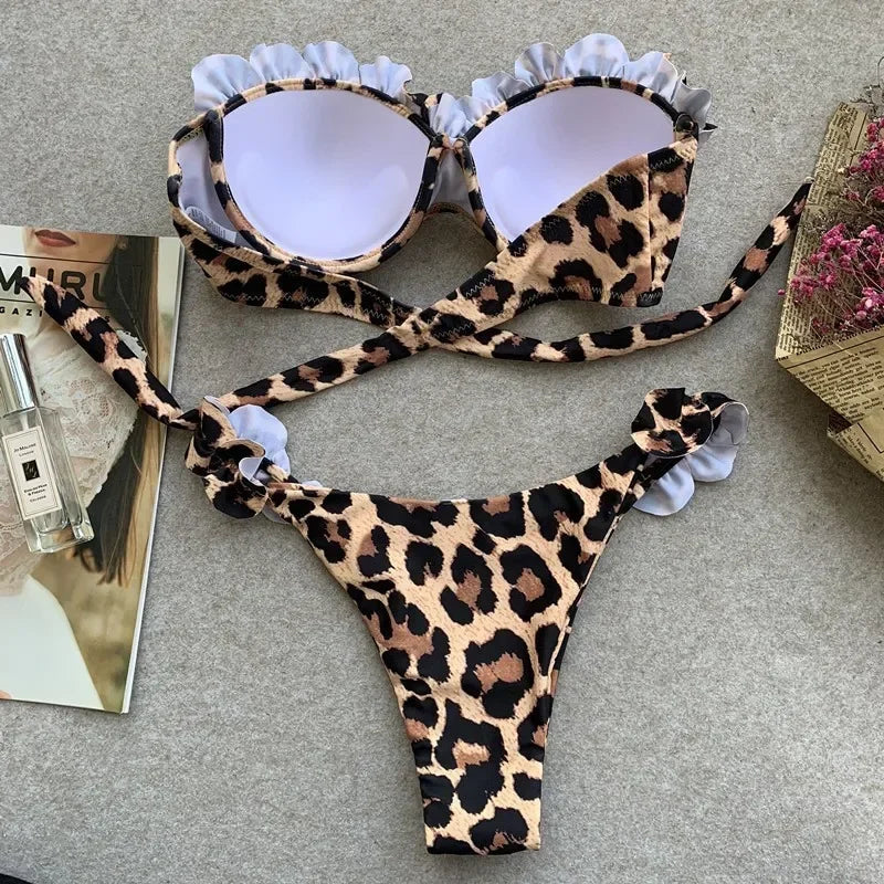 Dwuczęściowy strój kąpielowy bikini w panterkę z falbankami