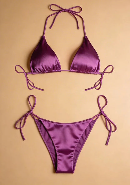 Bikini z regulowanymi wiązaniami