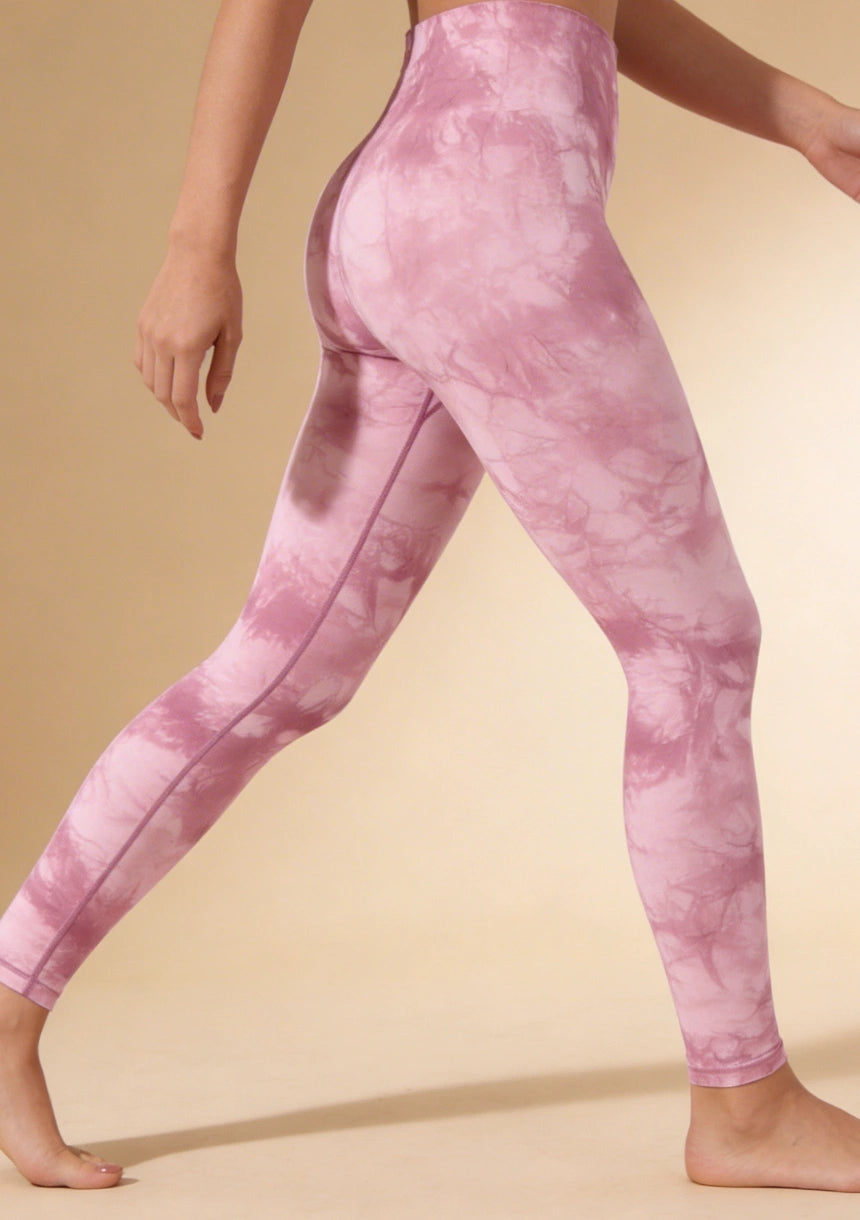 Bezszwowe legginsy w ozdobne wzory