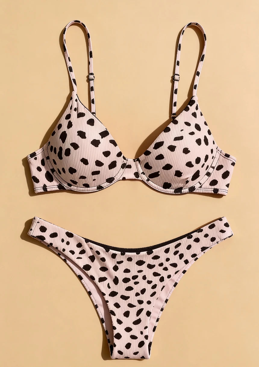 Bikini z regulowanymi ramiączkami