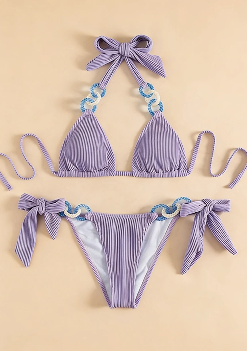 Bikini z biżuteryjnymi elementami