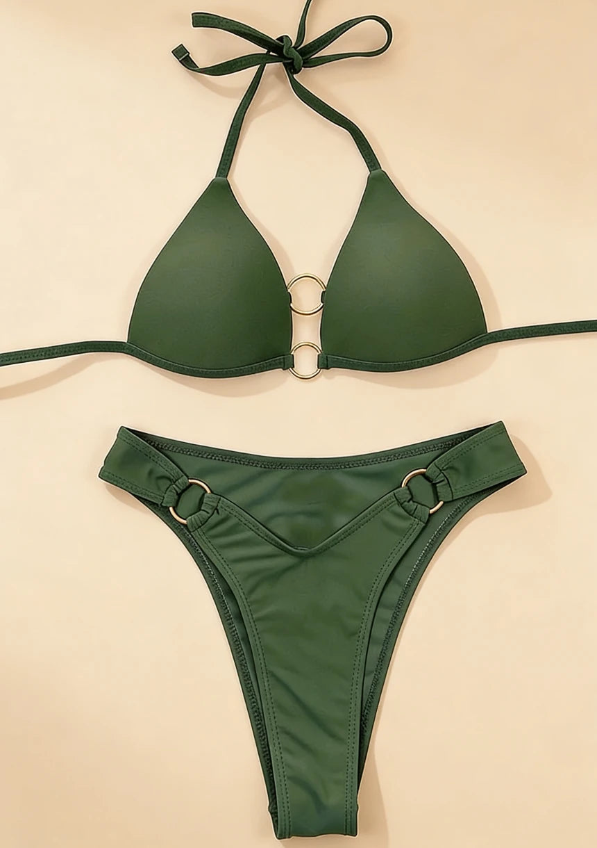 Bikini z elementami biżuteryjnymi