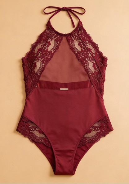 Body koronkowe z dekoltem halter