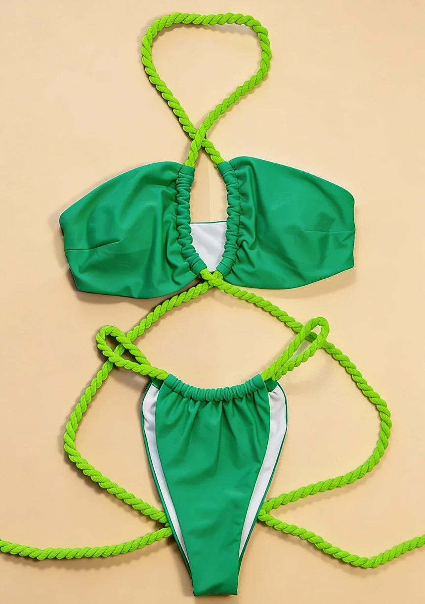 Dwuczęściowy strój kąpielowy z bandeau biustonoszem