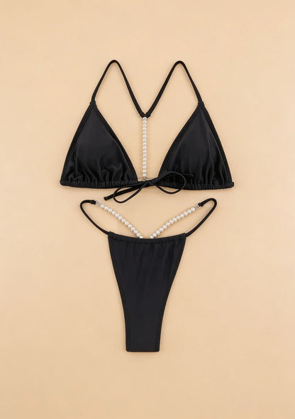 Bikini z perełkami na plecach