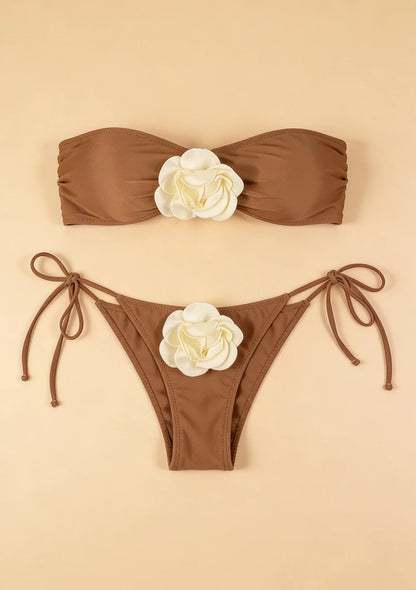 Dwuczęściowy strój kąpielowy bandeau z regulowanym wiązaniem