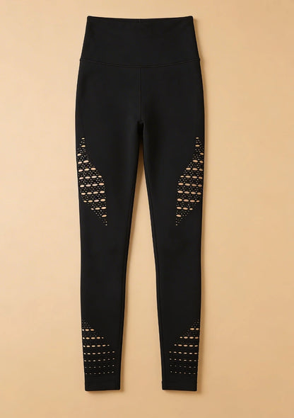 Legginsy sportowe z ozdobnymi wycięciami