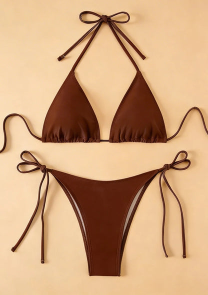 Bikini z regulowanymi wiązaniami