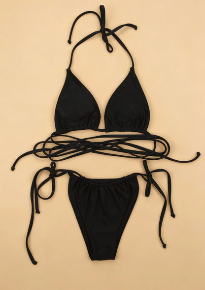 Bikini z regulowanymi sznurkami