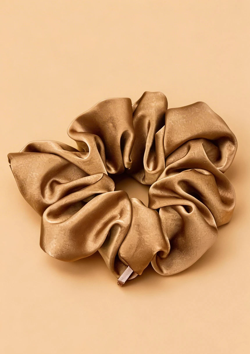 Satynowa frotka do włosów scrunchie