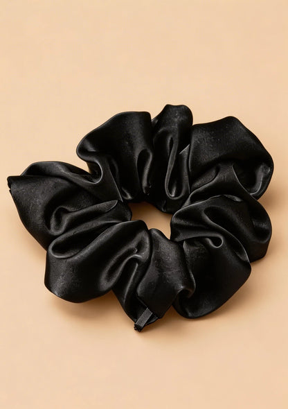 Satynowa frotka do włosów scrunchie