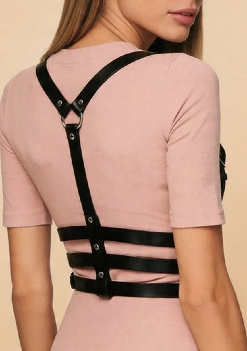 Harness z potrójnymi paskami w talii