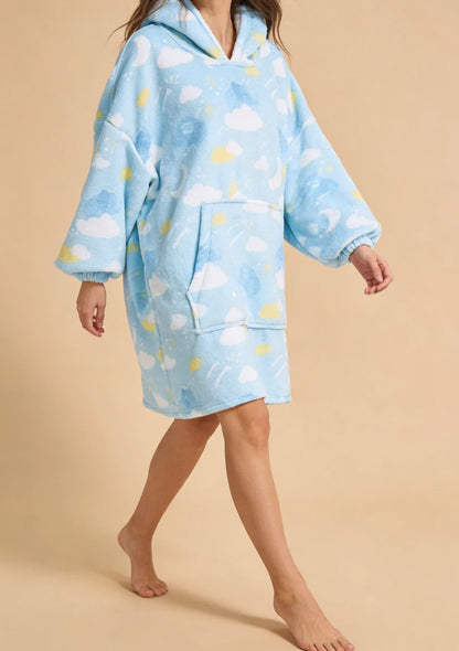 Puchata kocobluza oversize z kapturem i kieszonką