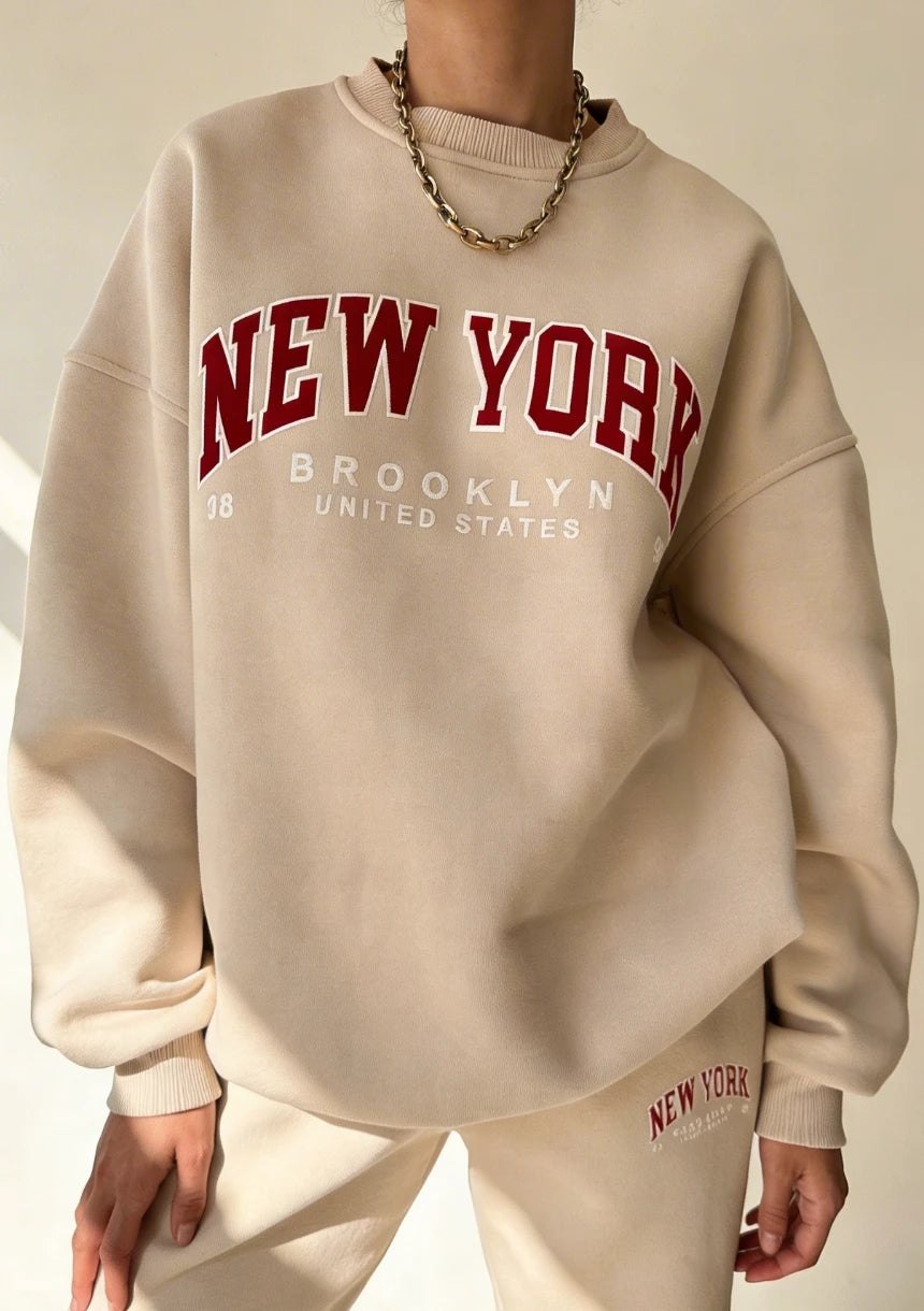 Luźna bluza oversize z napisem New York