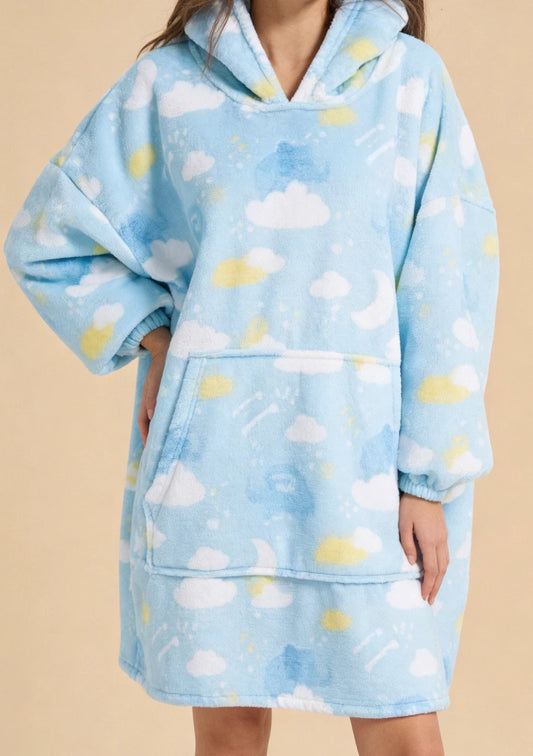 Puchata kocobluza oversize z kapturem i kieszonką