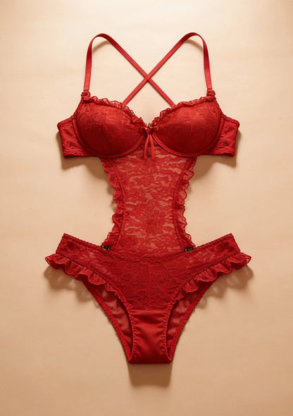 Body koronkowe z wycięciem w talii i na plecach