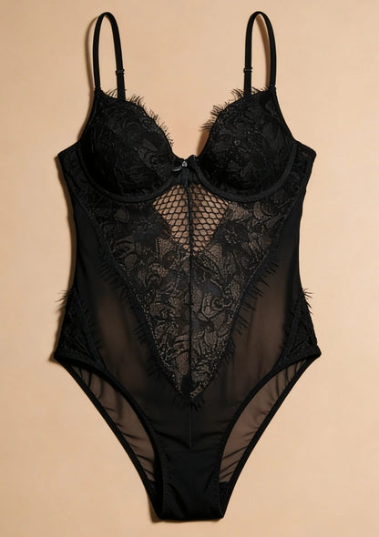 Body koronkowe z miseczkami half cup