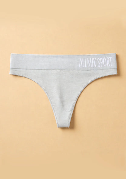 Stringi szerokie w sportowym stylu