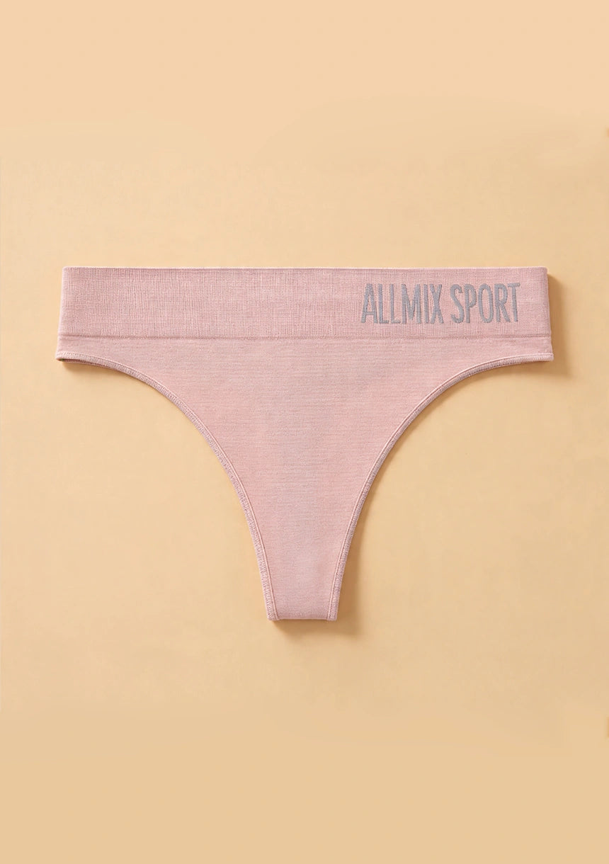 Stringi szerokie w sportowym stylu