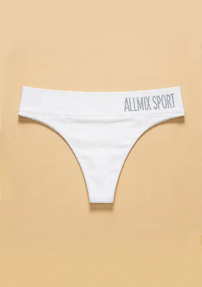 Stringi szerokie w sportowym stylu